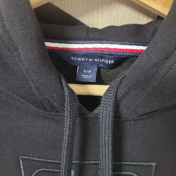 [BUNJANG] Tommy Hilfiger Black Hooded Long Fleece Dress / 타미힐피거 블랙 후드 롱 기모원피스