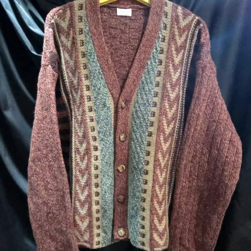 [BUNJANG] Benetton Vintage Pattern Loose Fit Knit Cardigan / 90' 베네통 빈티지 패턴 루즈핏 니트 가디건