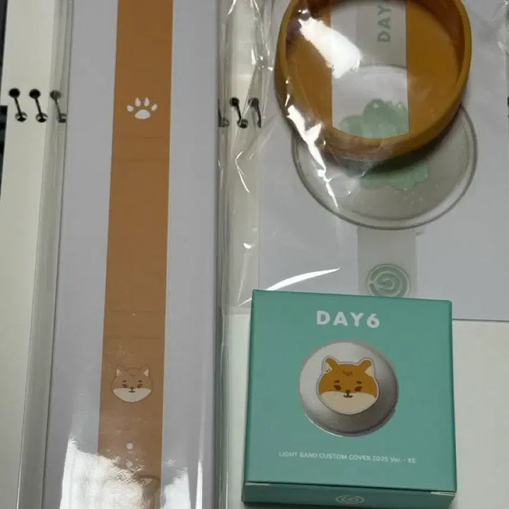 [BUNJANG] Day6 Made Watch Petit Merz Custom (Sealed) / 데이식스 마데워치 쁘띠멀즈 커스텀 (미개봉)