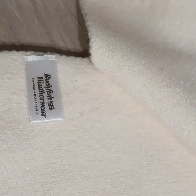 [BUNJANG] Rockfish Weatherwear Ivory Scarf / 락피쉬 웨더웨어 아이보리 머플러 보풀있음 저렴