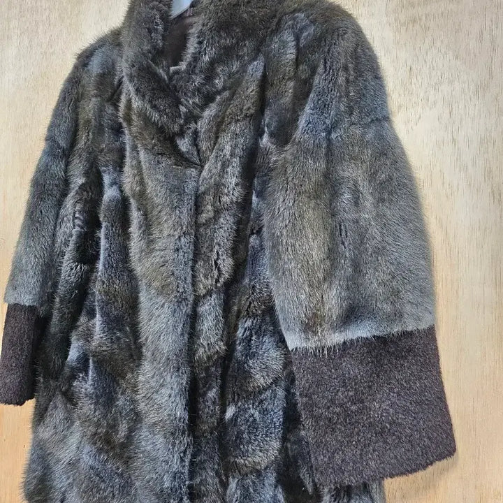 [BUNJANG] Damien Muskrett Mink Coat 66 / 데미안 머스크렛 밍크 코트 66