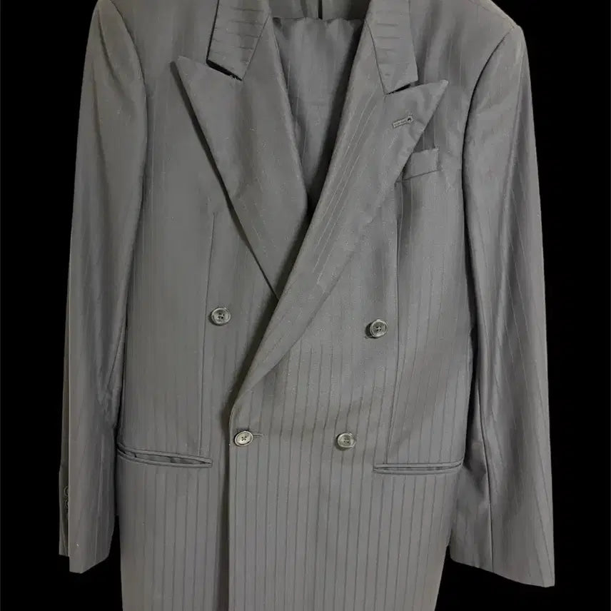 [BUNJANG] Armani Collezioni Double Breasted Suit / Armani Collezioni 더블 브레스티드 수트 | 블랙 스트라이프