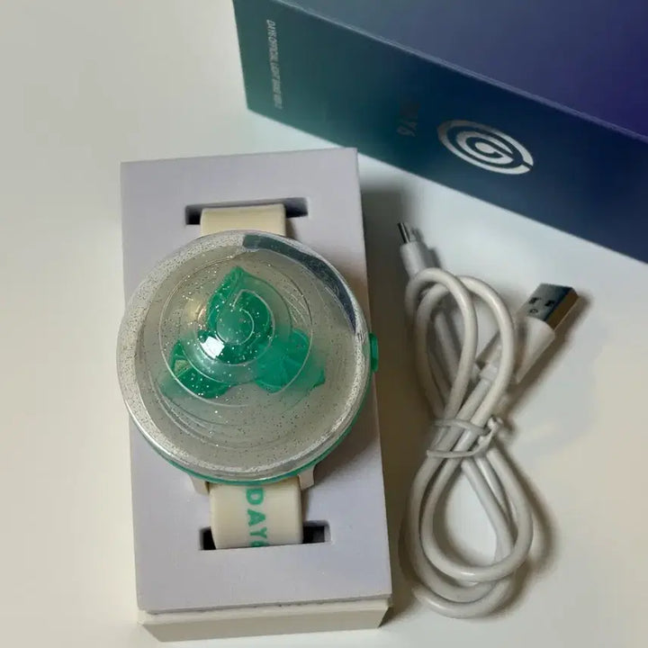 [BUNJANG] DAY6 Light Stick Ver. 2 / 마데워치2 데이식스 응원봉 구버전 마데워치 ver  2