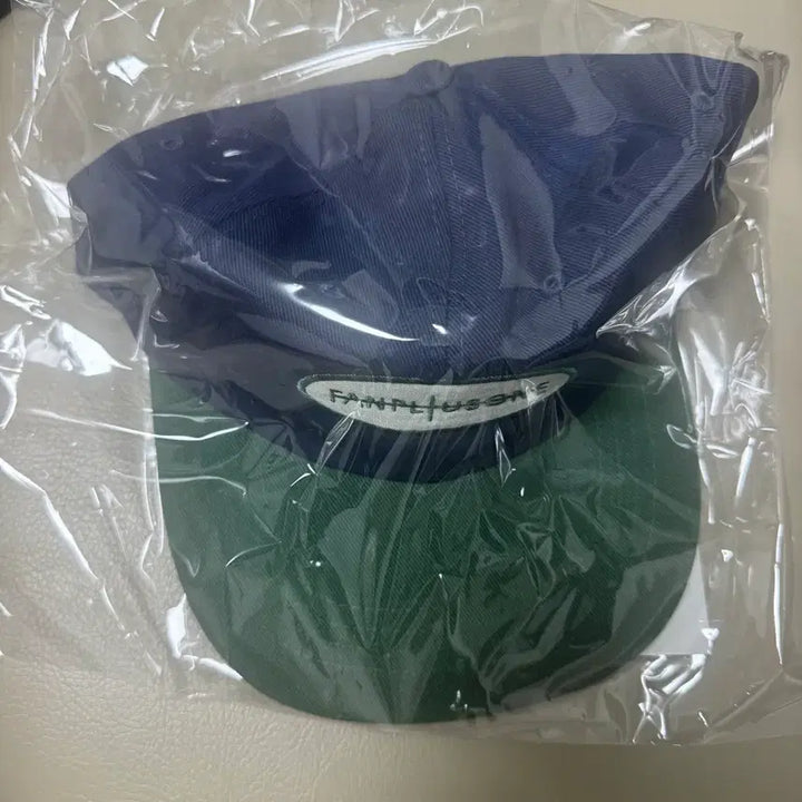 [BUNJANG] G-Dragon Fan Meeting Goods Cap / 지디 팬 미팅 굿즈 모자