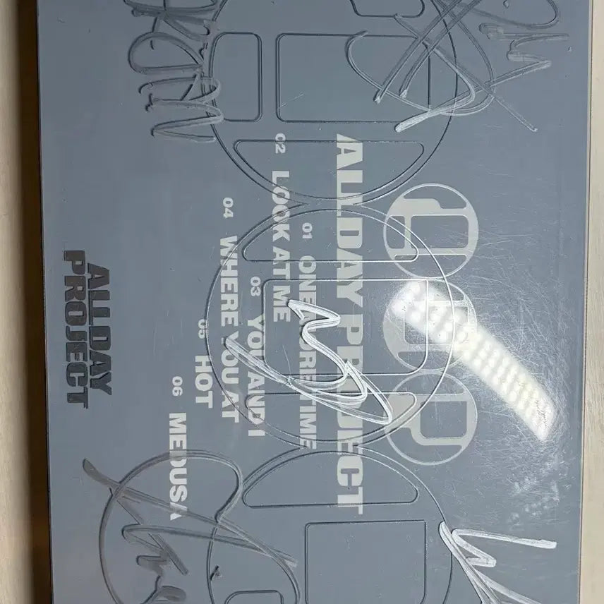 올데프 올데이프로젝트 친필 싸인앨범 팔아요!!