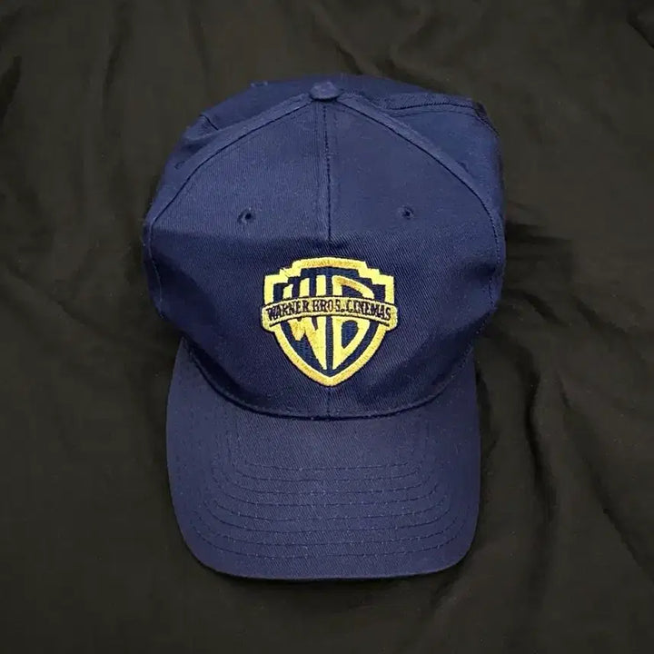 [BUNJANG] Warner Brothers 90s Navy Ball Cap / 90s 워너 브라더스 데드스탁 네이비 볼캡