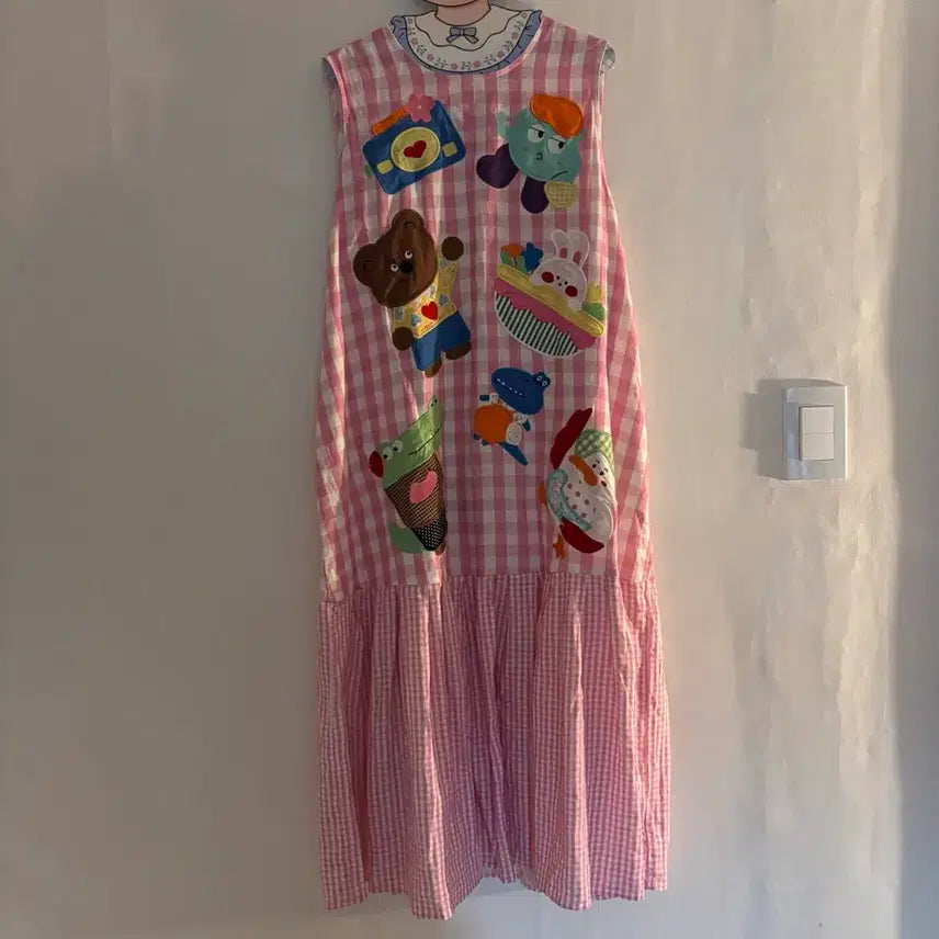 [BUNJANG] Pink Check Embroidered Long Sleeveless Dress / 귀여운 자수 핑크 체크 롱 민소매 원피스 빈티지