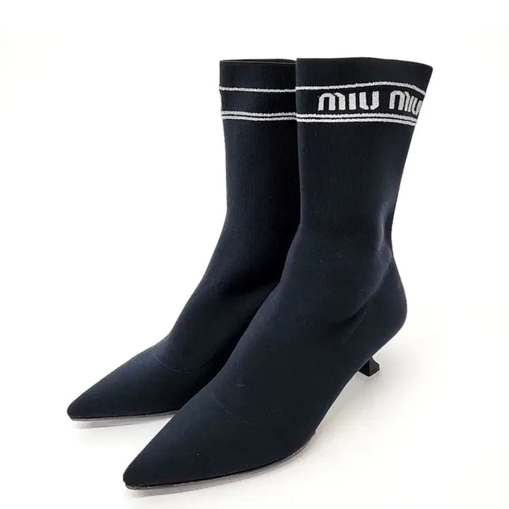 [SOLD OUT] 미우미우 로고 블랙 삭스 앵클 부츠