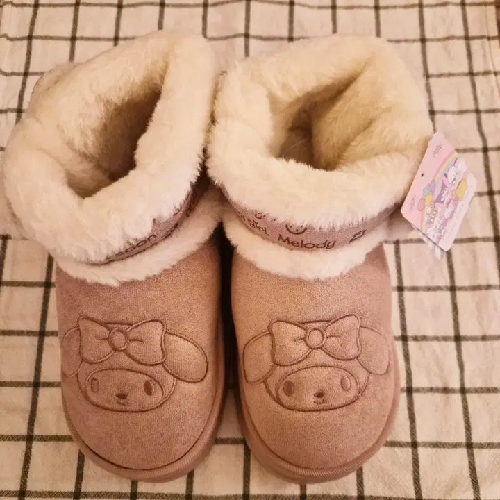 [BUNJANG] My Melody Faux Fur Ugg Boots (260mm) / 마이멜로디 털 어그부츠 260mm (새상품)