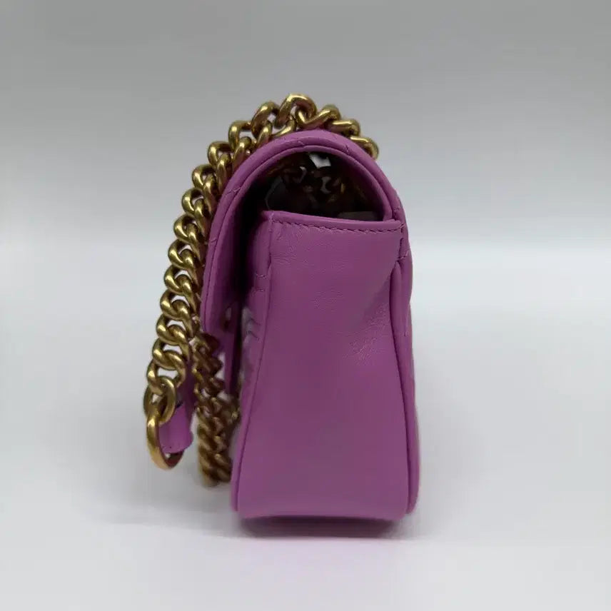 [BUNJANG] Gucci Marmont Matelasse Mini Shoulder Bag / 구찌 마몬트 마틀라세 미니 숄더백