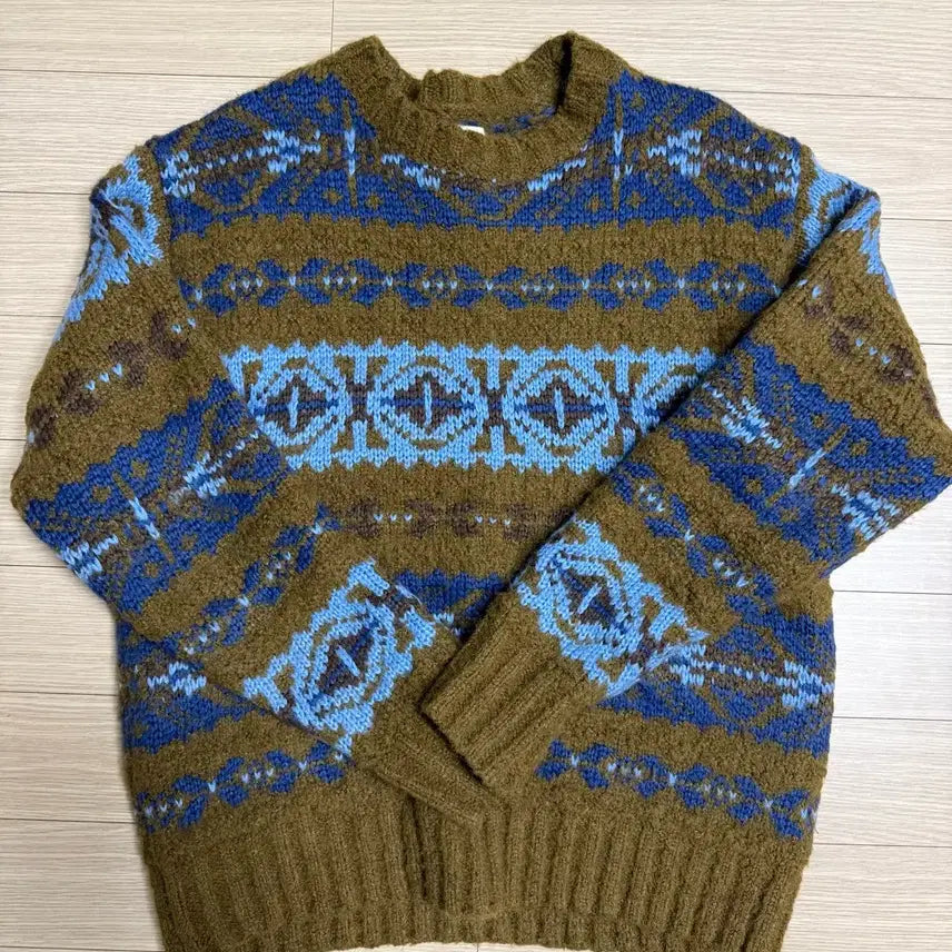 [SOLD OUT] 암피스트 그랜마 페어아일 니트 브라운 M