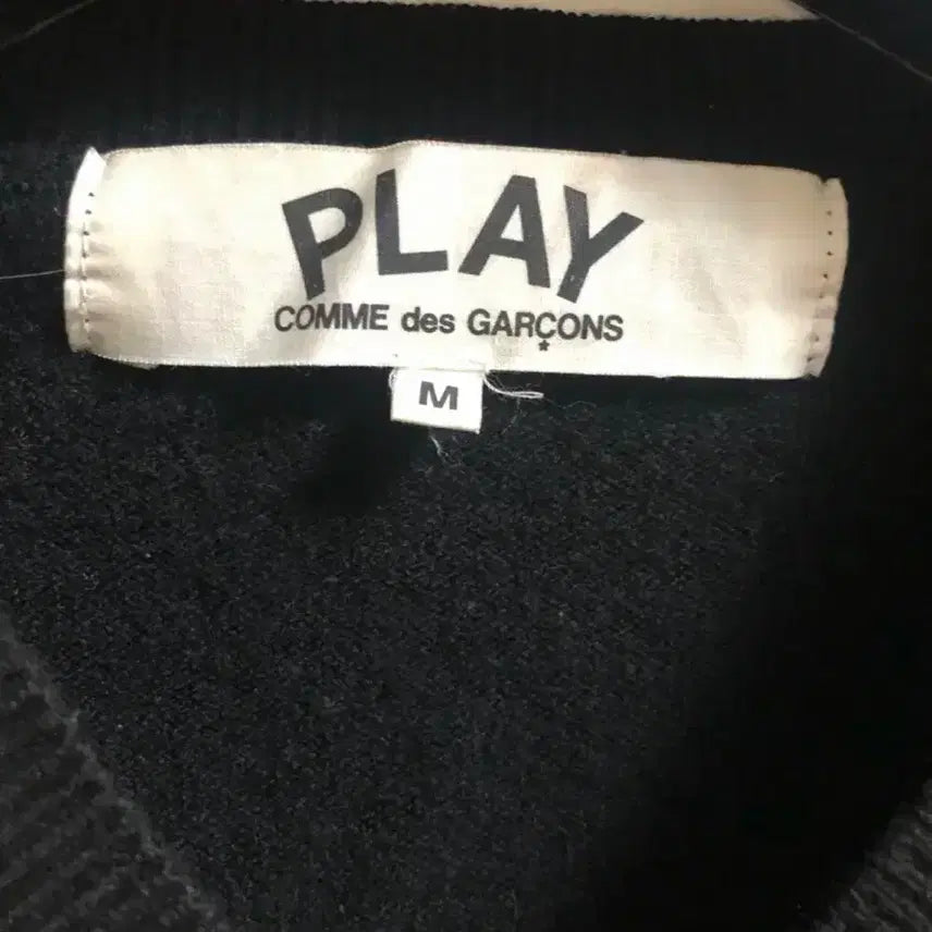 [BUNJANG] Comme des Garcons V-Neck Wool Knit Sweater / 꼼데가르송 정품 브이넥 울니트