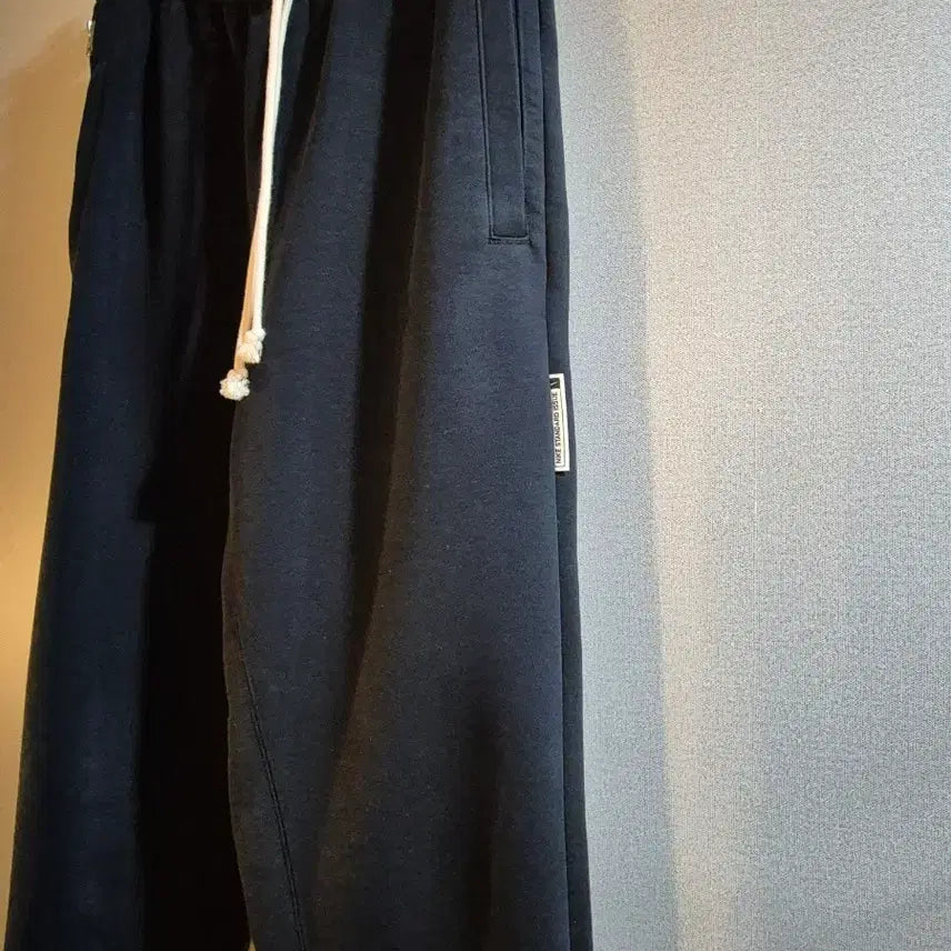 [BUNJANG] Nike Mbappe Standard Issue Dri-FIT Jogger Pants / 나이키 음바페 조거팬츠 M 스탠다드 이슈 드라이핏 조거 팬츠 음조거