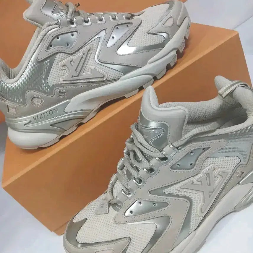 [BUNJANG] Louis Vuitton LV Runner Tactic Sneakers / A+265/7사이즈]루이비통LV러너태틱 정가200만원대