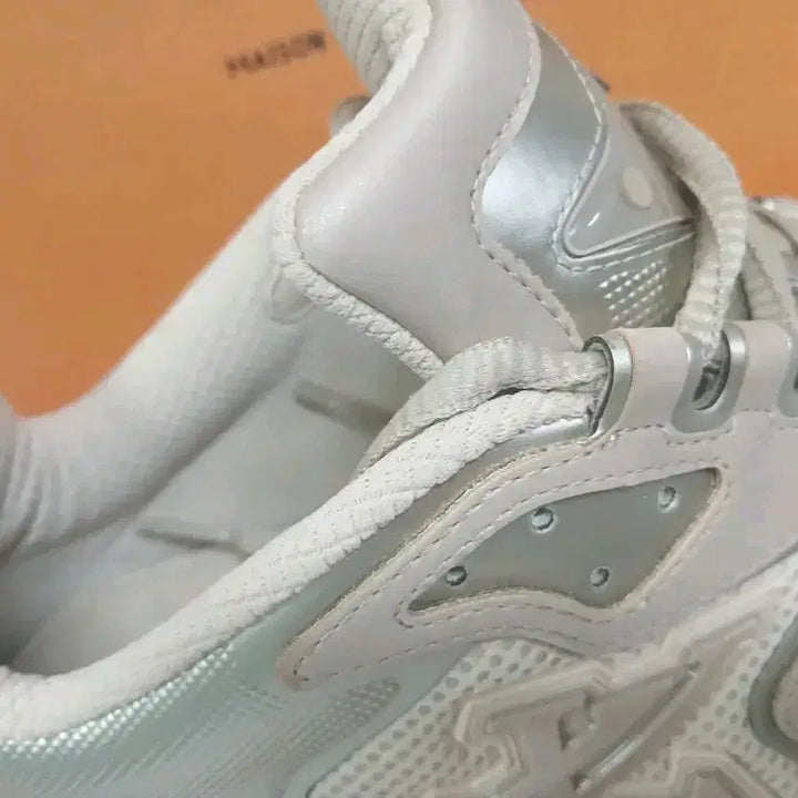 [BUNJANG] Louis Vuitton LV Runner Tactic Sneakers / A+265/7사이즈]루이비통LV러너태틱 정가200만원대