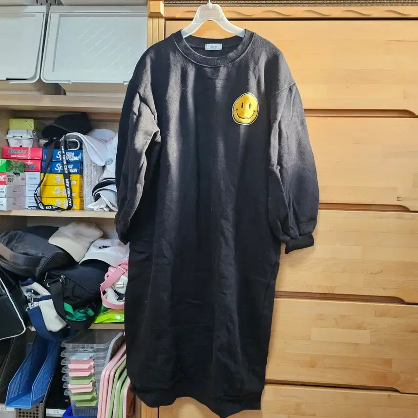 [BUNJANG] I Larm Smile Black Fleece Lined Long Dress / I larm 검정색 스마일 기모원피스