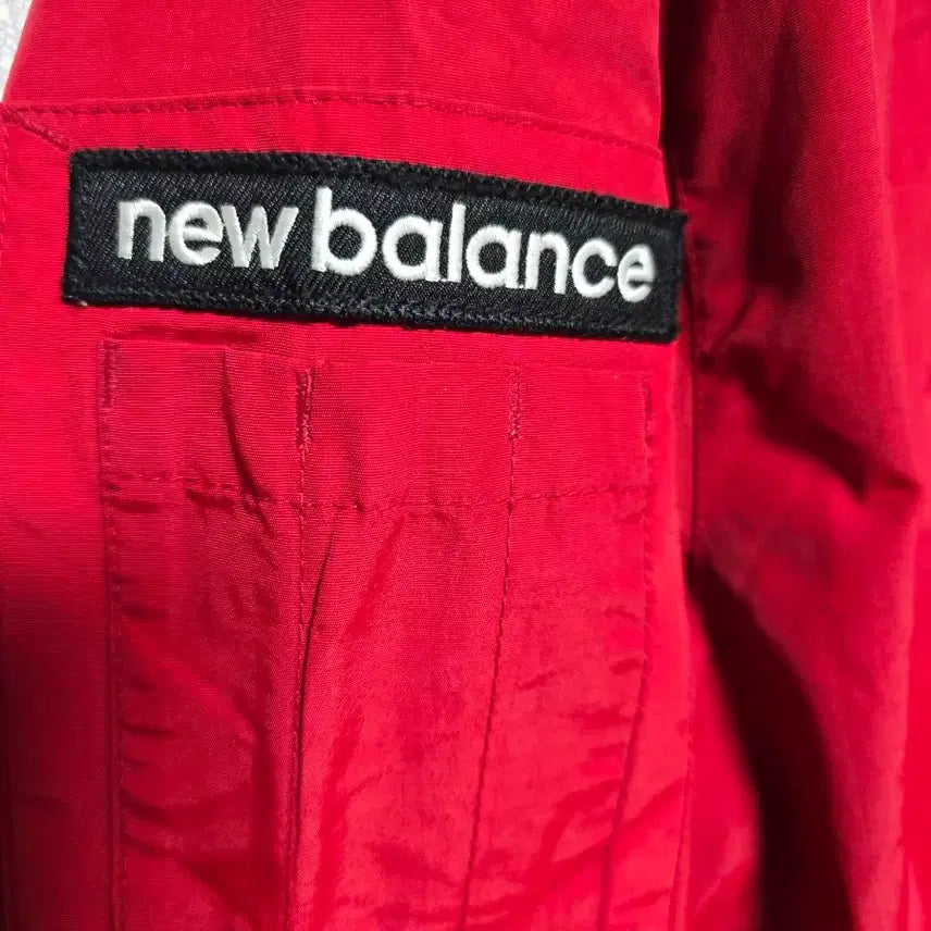 [BUNJANG] New Balance Windbreaker Jacket / 뉴발란스 바람막이 팔아요