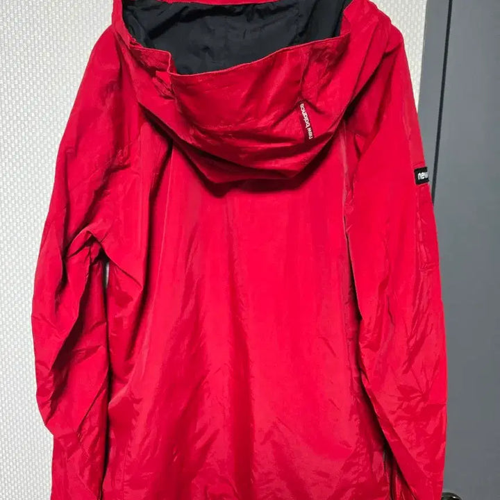 [BUNJANG] New Balance Windbreaker Jacket / 뉴발란스 바람막이 팔아요