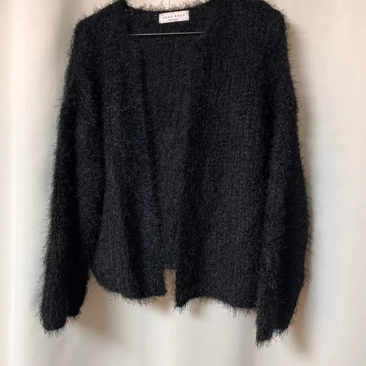 [BUNJANG] DEAR.GRAY Black Fur Cardigan / DEAR.GRAY 블랙 털 가디건 (새제품)