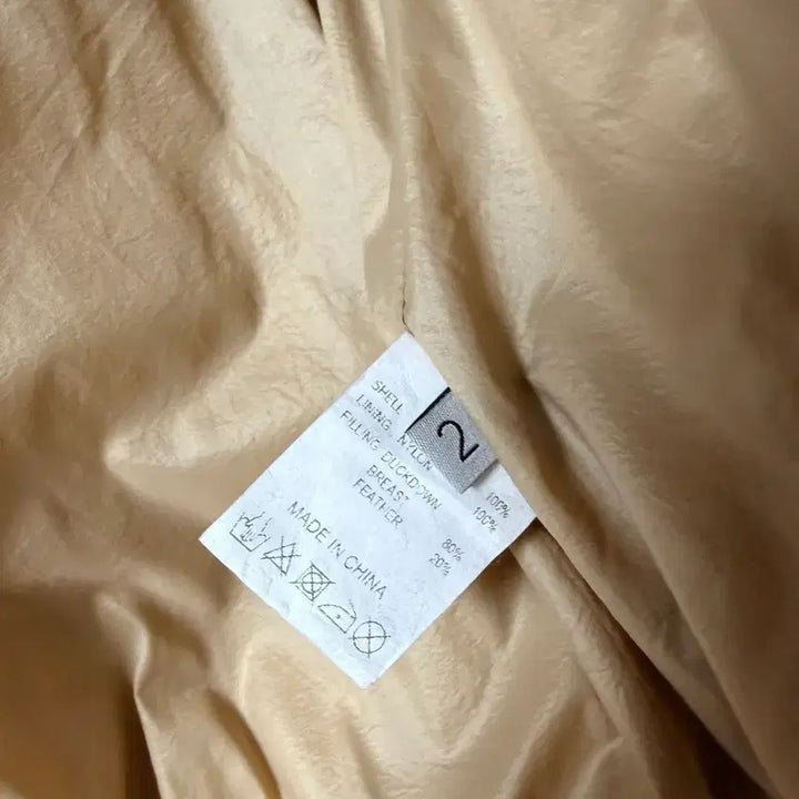 [BUNJANG] Behavior Polar Bear Padded Jacket (Size 2) / 비헤비어 폴라베어 패딩 2사이즈