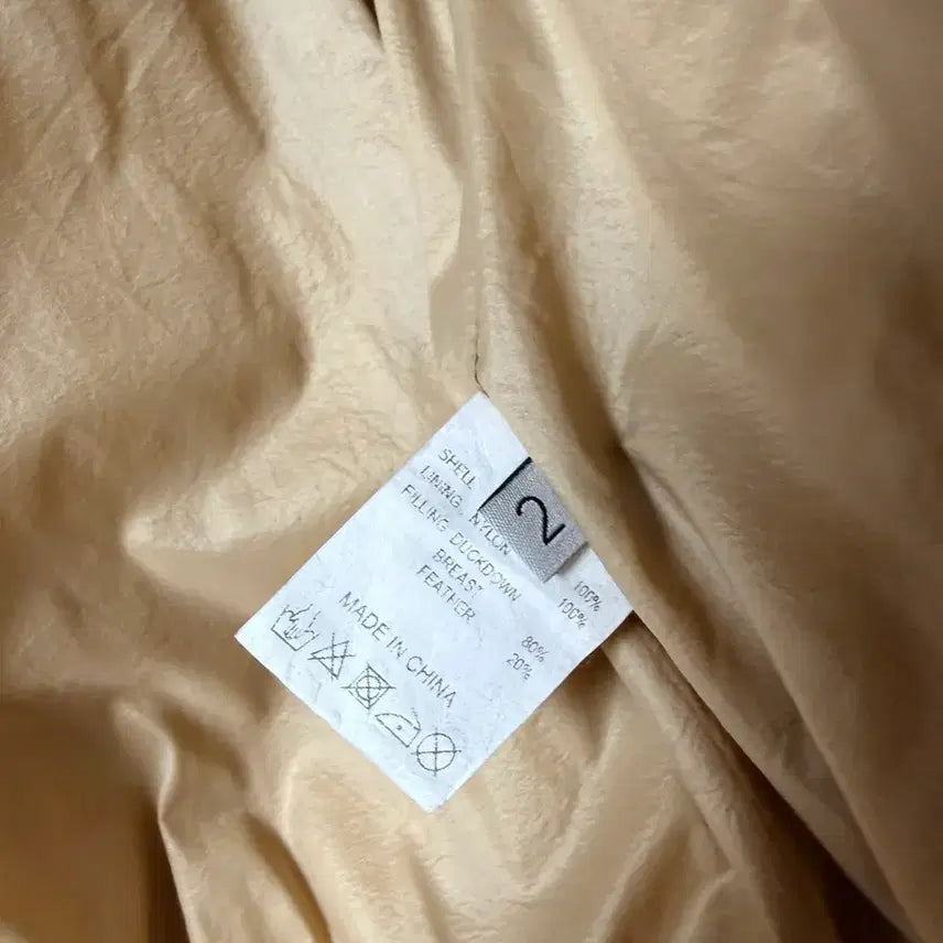 [BUNJANG] Behavior Polar Bear Padded Jacket (Size 2) / 비헤비어 폴라베어 패딩 2사이즈