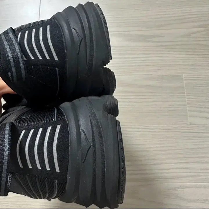 [BUNJANG] Hoka Bondi 7 Running Shoes / 호카 본디 7 1110531-BBLC