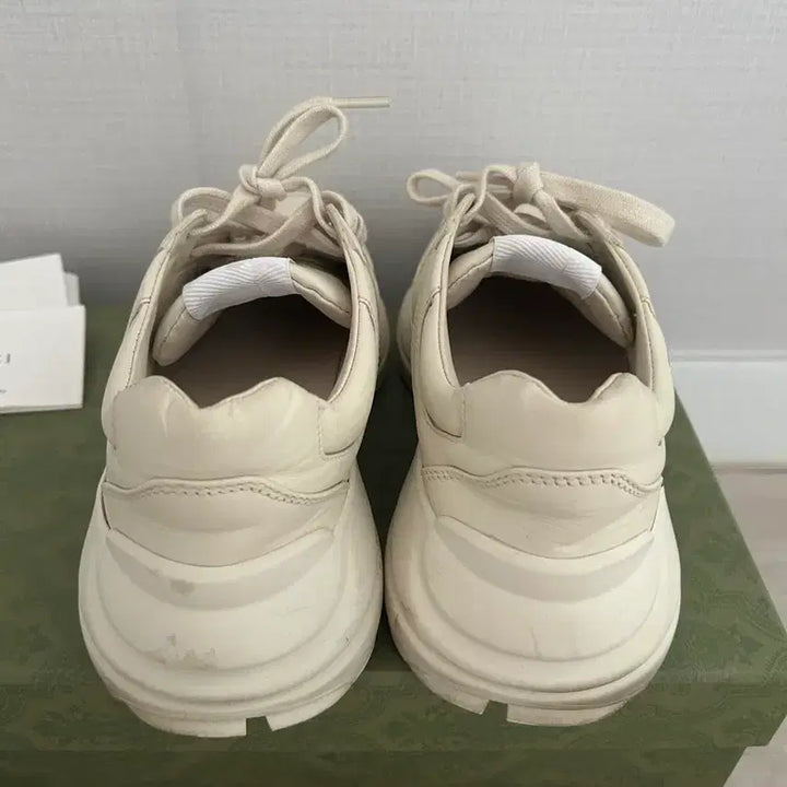 [SOLD OUT] 풀박)구찌 디즈니 라이톤 스니커즈