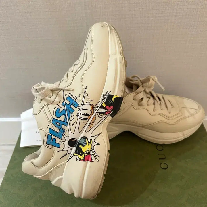 [SOLD OUT] 풀박)구찌 디즈니 라이톤 스니커즈