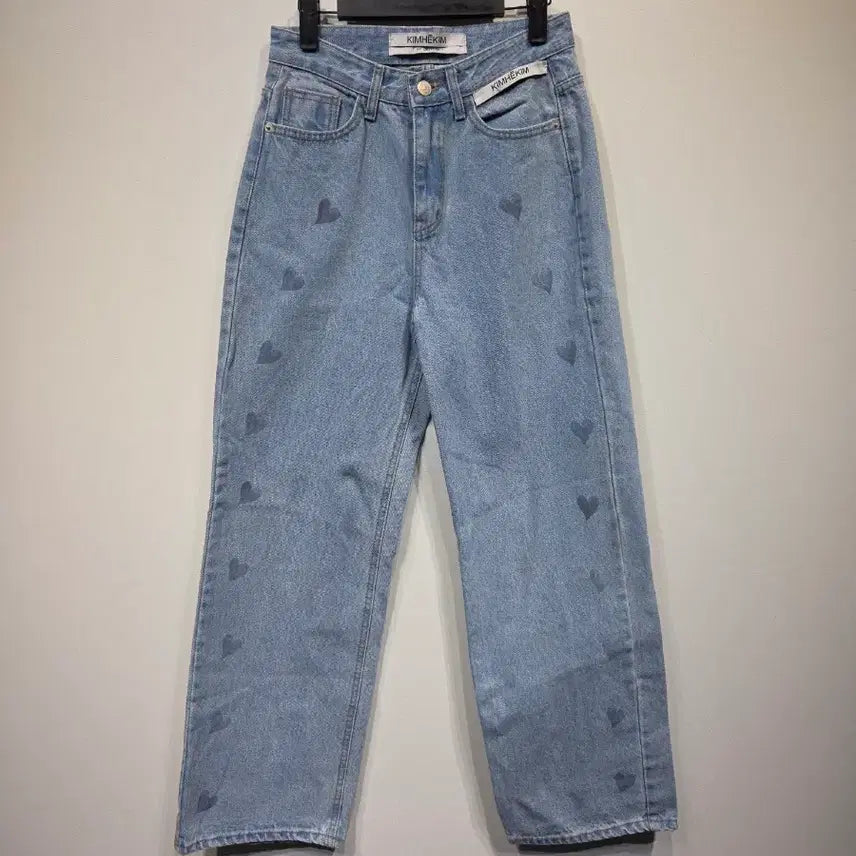 [SOLD OUT] KIMHEKIM 김해김 하트 스탬프 데님 팬츠