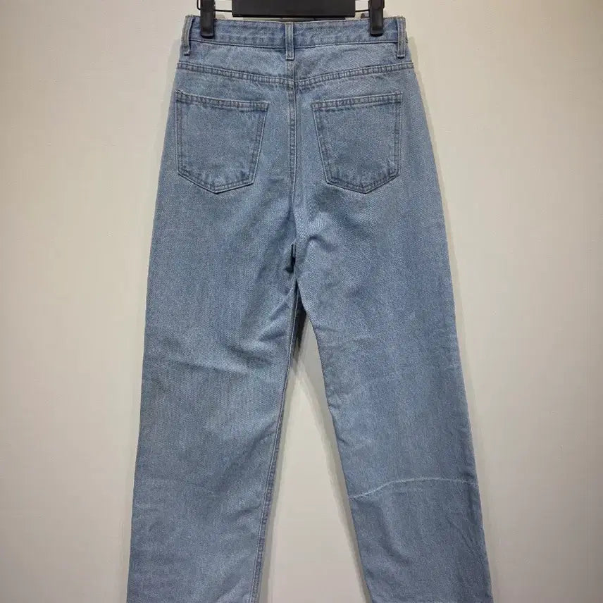[SOLD OUT] KIMHEKIM 김해김 하트 스탬프 데님 팬츠