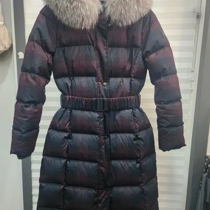 [BUNJANG] Wide Angle Long Padded Coat (Size 85) / 와이드앵글 롱패딩(85)