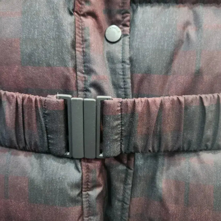 [BUNJANG] Wide Angle Long Padded Coat (Size 85) / 와이드앵글 롱패딩(85)