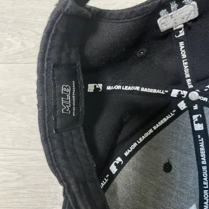 [BUNJANG] MLB Black Ball Cap / MLB 볼캡