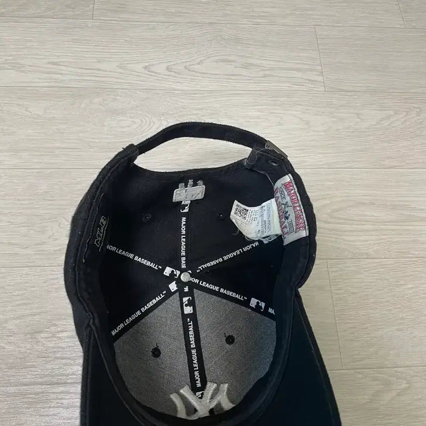 [BUNJANG] MLB Black Ball Cap / MLB 볼캡