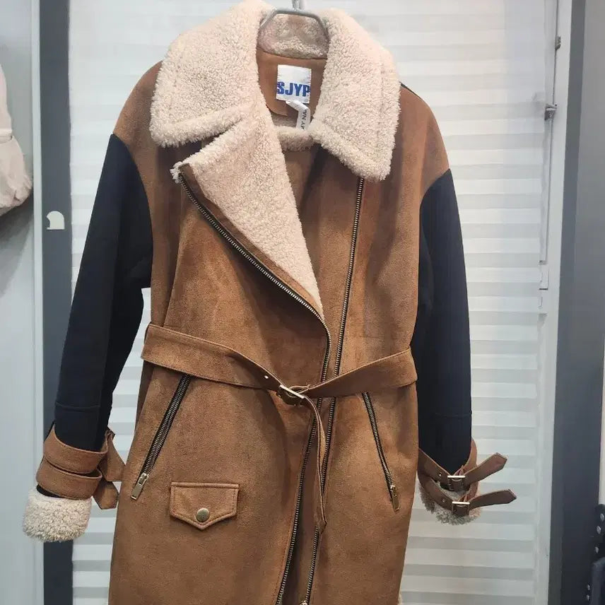 [BUNJANG] SJYP Mustang Coat / SJYP무스탕코트(55~66추천)