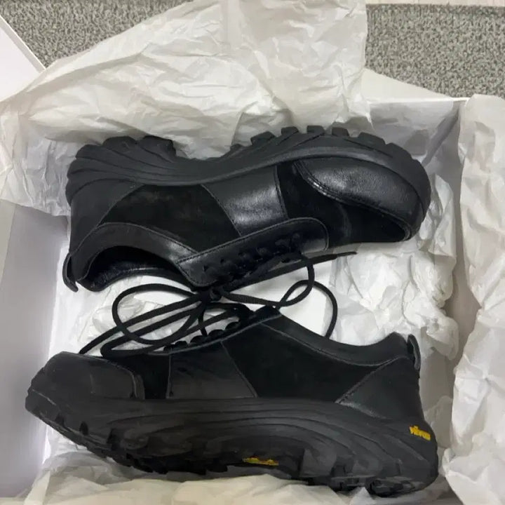 [BUNJANG] 270 Uven_Black / [270] 요위 Uven_Black