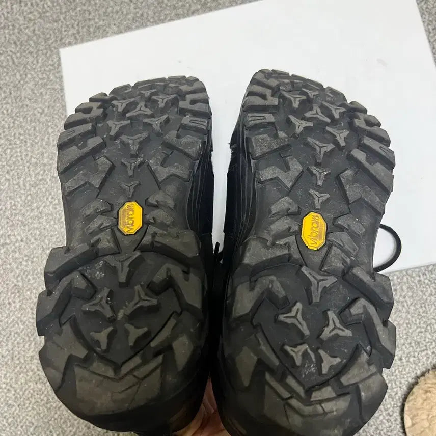 [BUNJANG] 270 Uven_Black / [270] 요위 Uven_Black