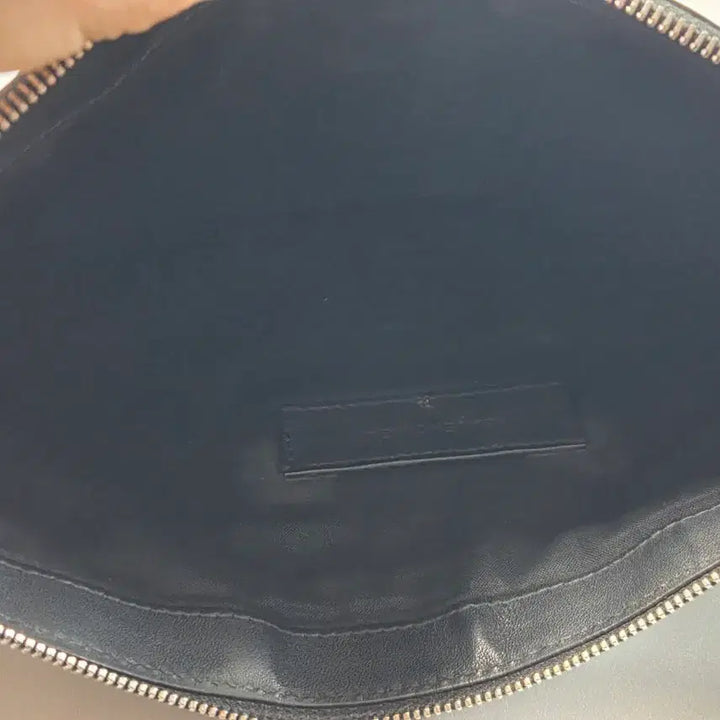 [BUNJANG] Balenciaga Leather Clutch Bag / [정품]발렌시아가 블랙 가죽 클러치백