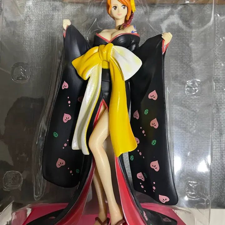 [BUNJANG] One Piece Nami Figure / 원피스 피규어 제일복권 A상 만발하라 나미 (정품)