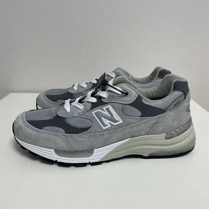 [BUNJANG] New Balance 992 Core Grey Sneakers / 뉴발란스 992 코어 그레이 275 새제품