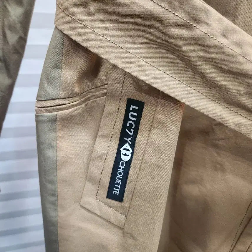 [SOLD OUT] 럭키슈에뜨 트렌치코트(36)