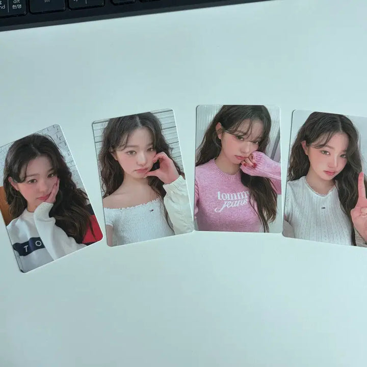 아이브 장원영 타미진스 Tommy jeans 포토카드 포카 4장 일괄