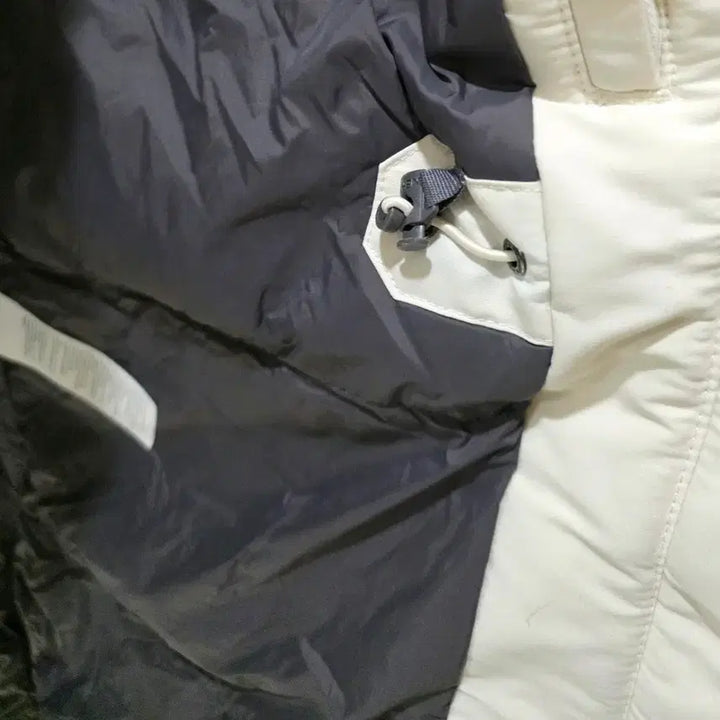 [BUNJANG] Nepa White Raccoon Fur Goose Down Long Padding Jacket (Size 85) / 네파 화이트 라쿤퍼 구스 롱패딩 85사이즈 (핏예쁨) 55~55반