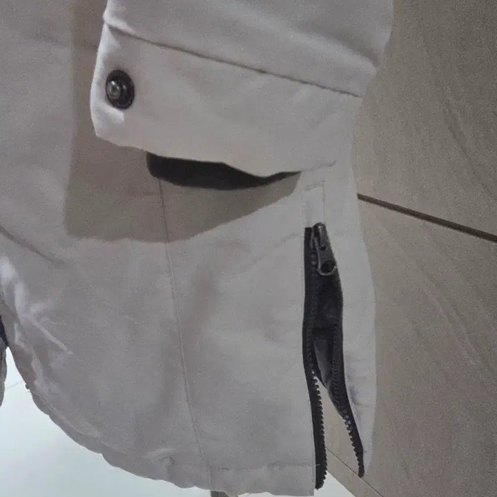 [BUNJANG] Nepa White Raccoon Fur Goose Down Long Padding Jacket (Size 85) / 네파 화이트 라쿤퍼 구스 롱패딩 85사이즈 (핏예쁨) 55~55반