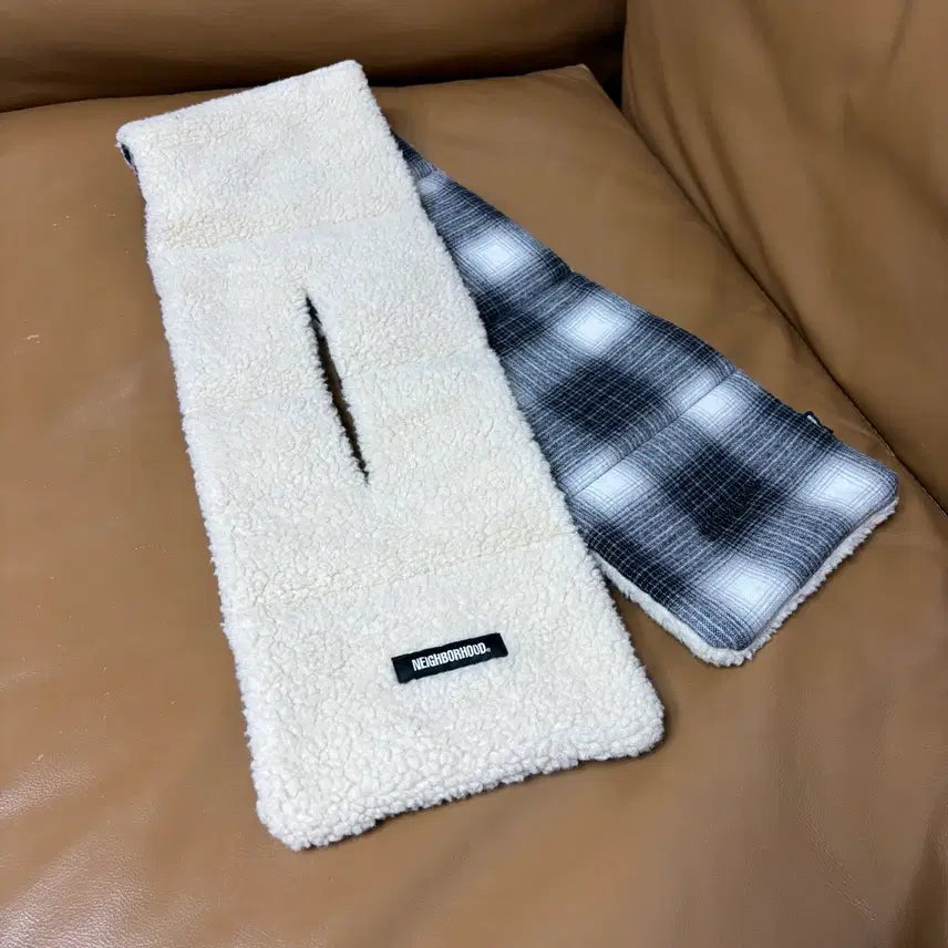 [BUNJANG] Neighborhood Pendleton Check Boa Muffler / 네이버후드 펜들턴 체크 보아 머플러 목도리