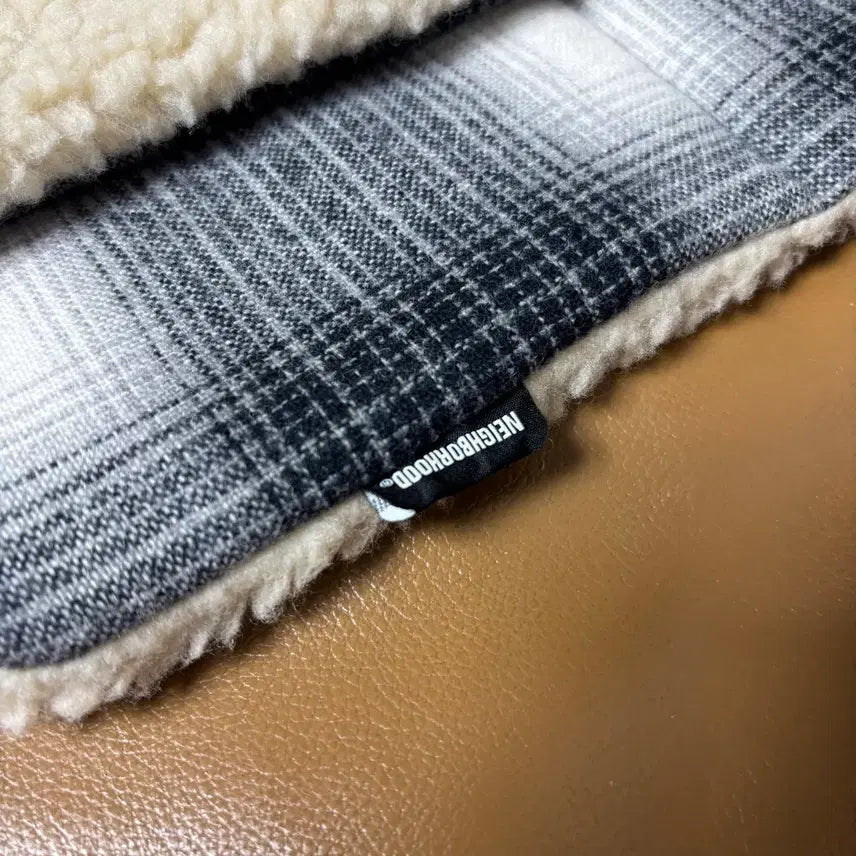 [BUNJANG] Neighborhood Pendleton Check Boa Muffler / 네이버후드 펜들턴 체크 보아 머플러 목도리