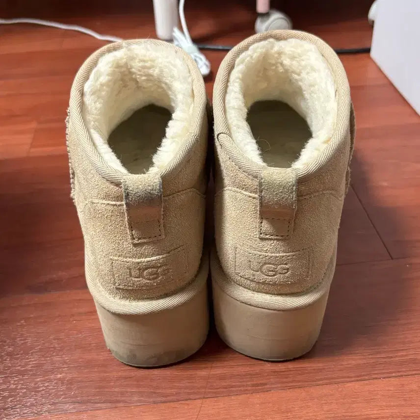 [BUNJANG] UGG Classic Ultra Mini Platform Mustard Seed / (W) 어그 클래식 울트라 미니 플랫폼 머스타드 시드