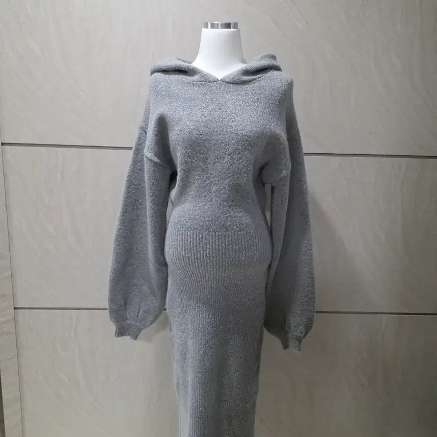 [BUNJANG] Hoodie Knit Dress (Size 55-77) / 여리여리 몸매라인 살아나는 후드 니트 원피스 (55~77)