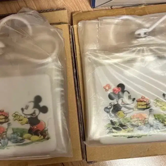 [BUNJANG] Disney Characters Wall Pocket Decorative Goods - Retro Disney Land Gacha Figures / 디즈니 캐릭터 월 포켓 장식 굿즈 레트로 고전 디즈니랜드 가챠 피규어