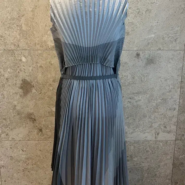 [BUNJANG] Issey Miyake Pleats Dress Gray Size 2 / 이세이 미야케 플리츠 원피스 회색 Size 2 정품